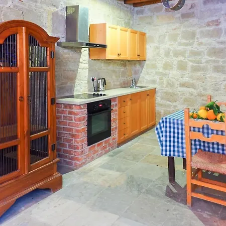 Zoes Traditional Apartments, Oda ve Kahvaltı 3*