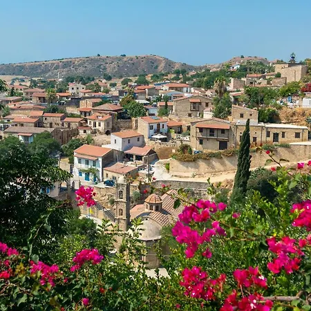 Zoes Traditional Apartments, 3* Larnaca