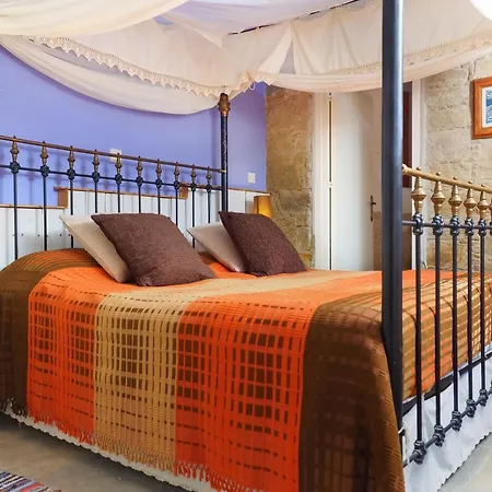 Zoes Traditional Apartments, 3* Larnaka